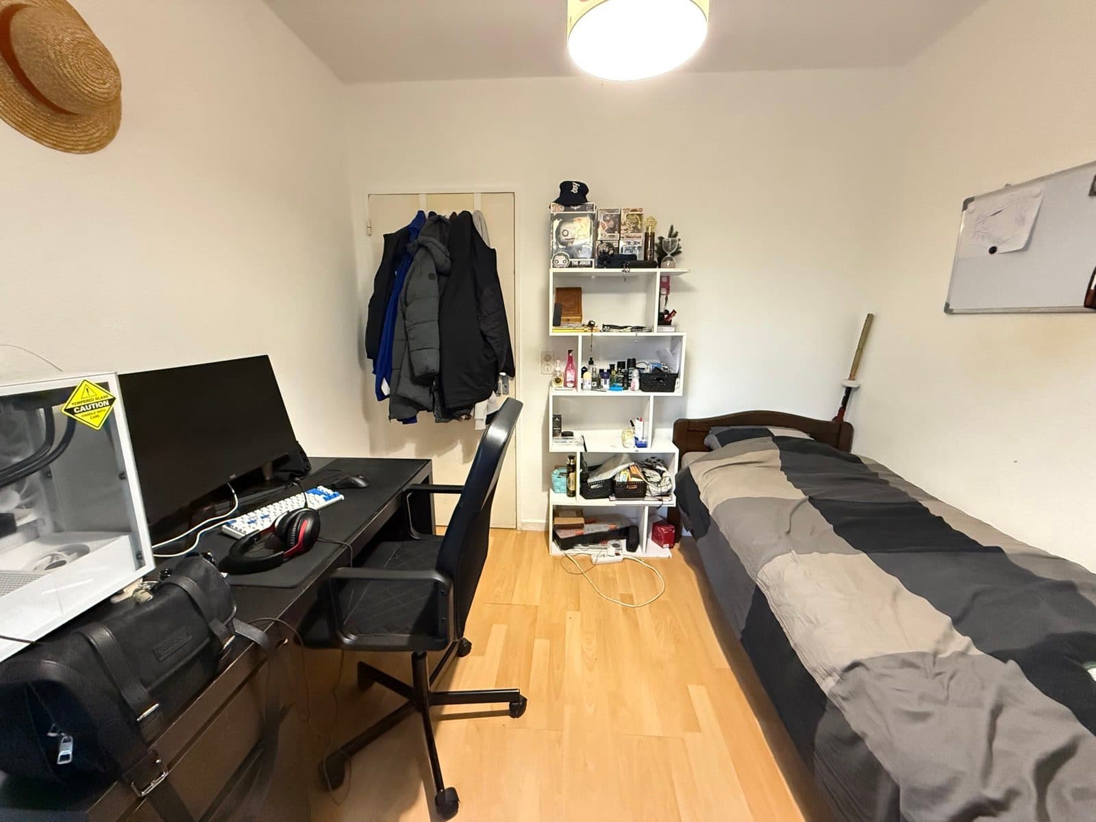 Photo 6